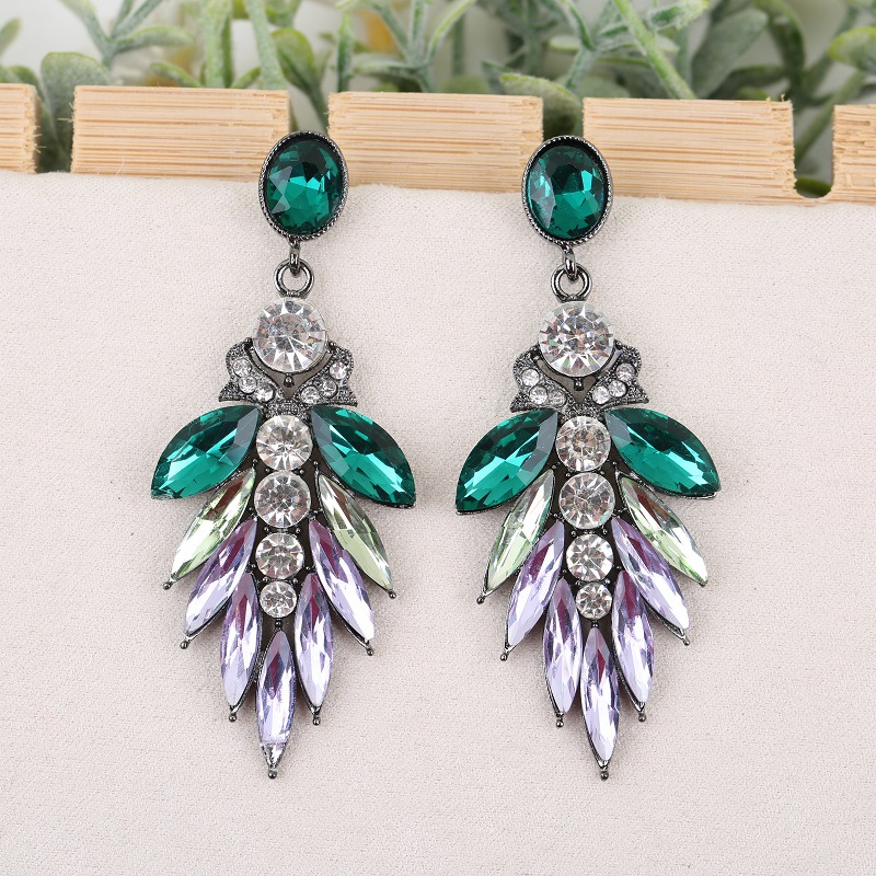 Women'S Accessories Manufacturers - Eleganckie, wysokiej jakości kryształowe kolczyki damskie,